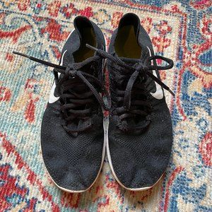 Nike Flyknit Free Run Sneakers Black